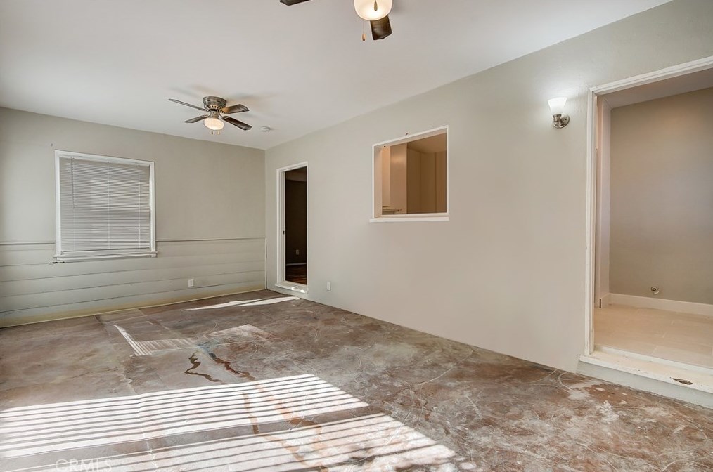 740 83rd St, Los Angeles CA  90044-5812 exterior
