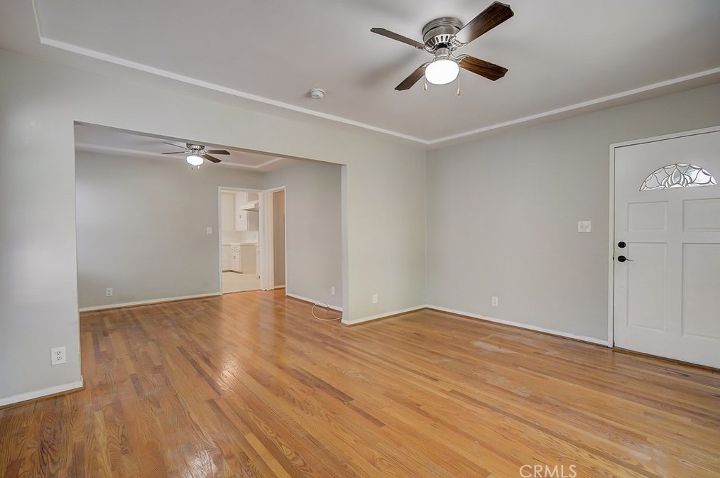 740 83rd St, Los Angeles CA  90044-5812 exterior