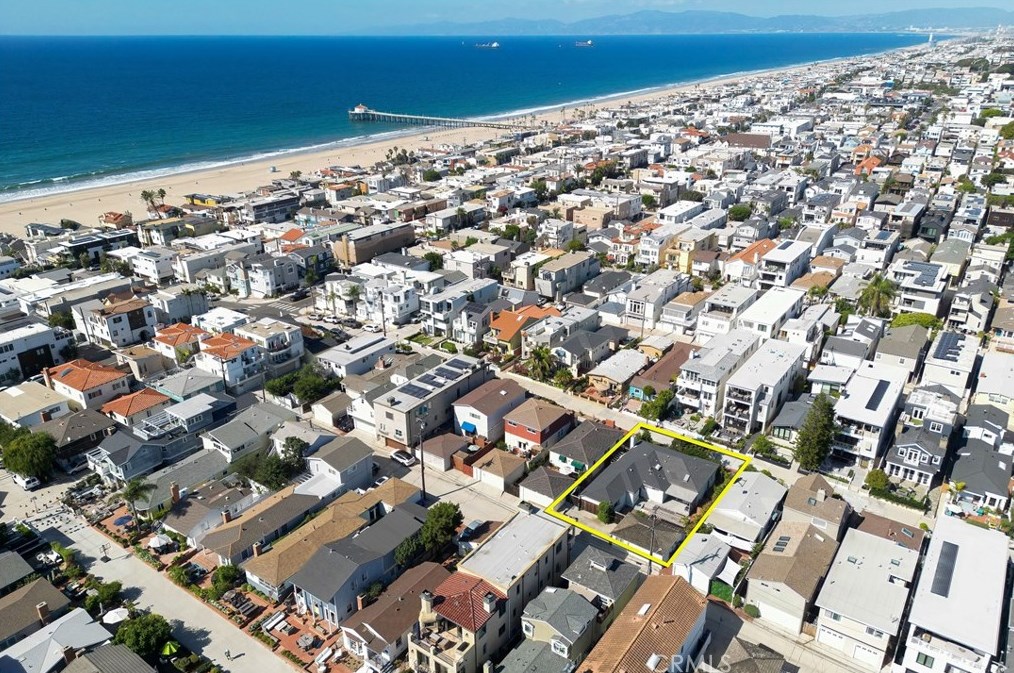 400 5th St, Manhattan Beach, CA 90266