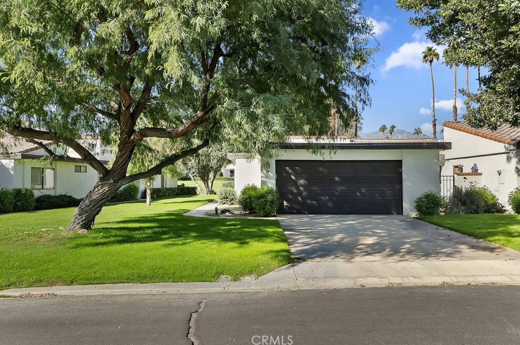 24 Palomas Dr, Rancho Mirage, CA 92270