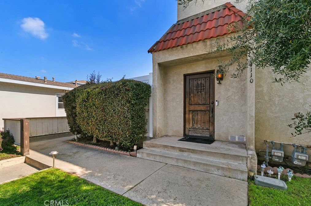 24110 Alliene Ave, Lomita, CA 90717-1066