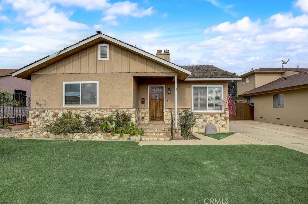 4843 W 140th St, Hawthorne, CA 90250
