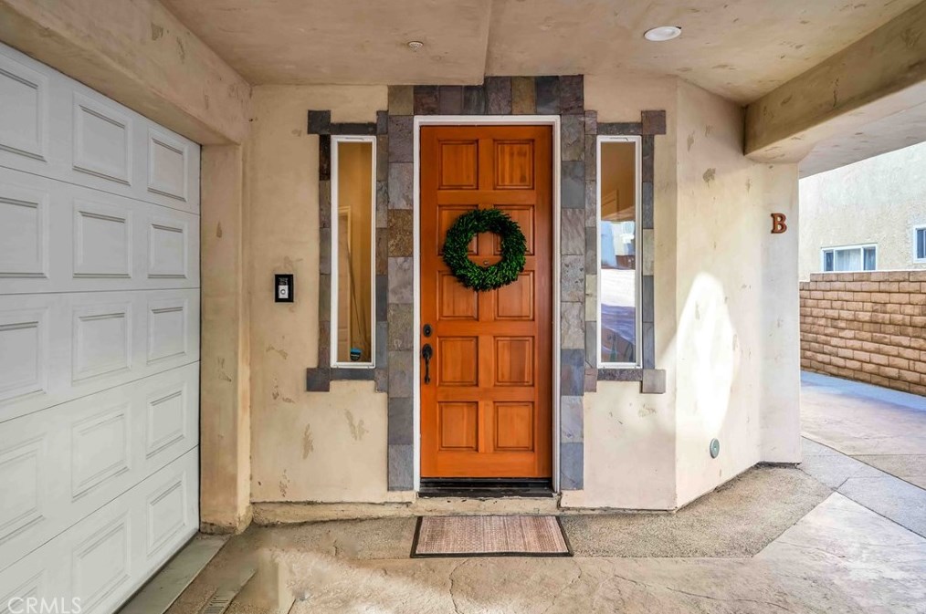 2109 Vanderbilt Ln, Redondo Beach, CA 90278-3020