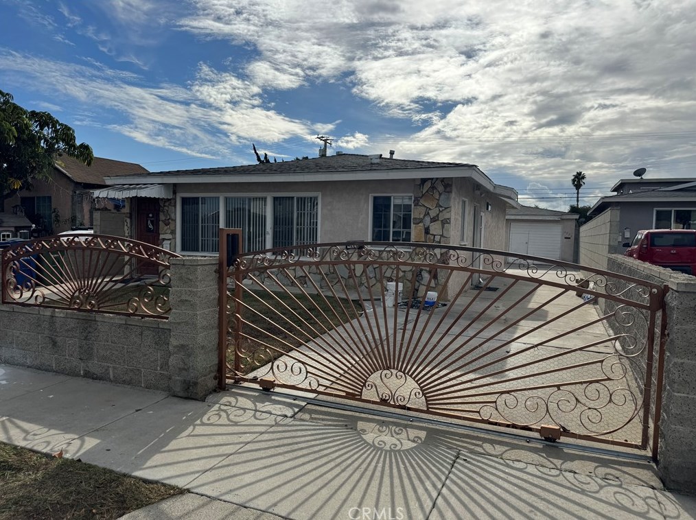 4224 159th St, Lawndale, CA 90260-2625