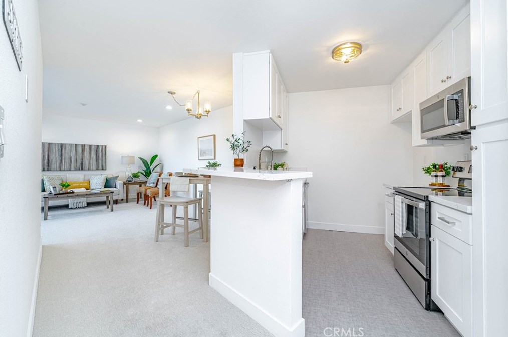 650 The Village #304, Redondo Beach, CA 90277