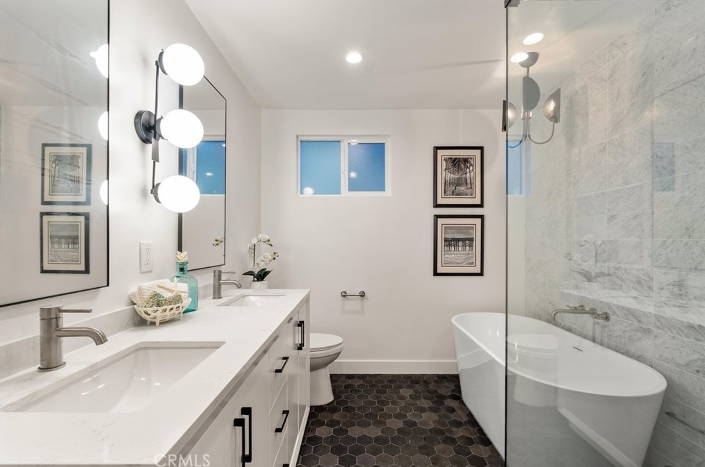 1727 Wollacott St, Redondo Beach CA  90278-2835 exterior