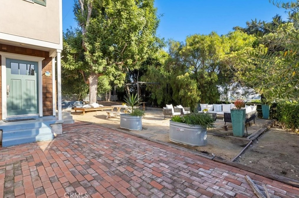 477 30th St, Manhattan Beach, CA 90266