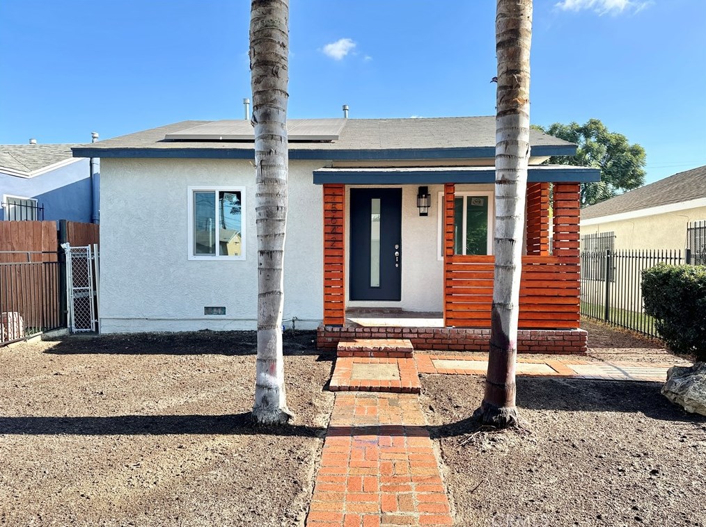 15624 S Frailey Ave, Compton, CA 90221