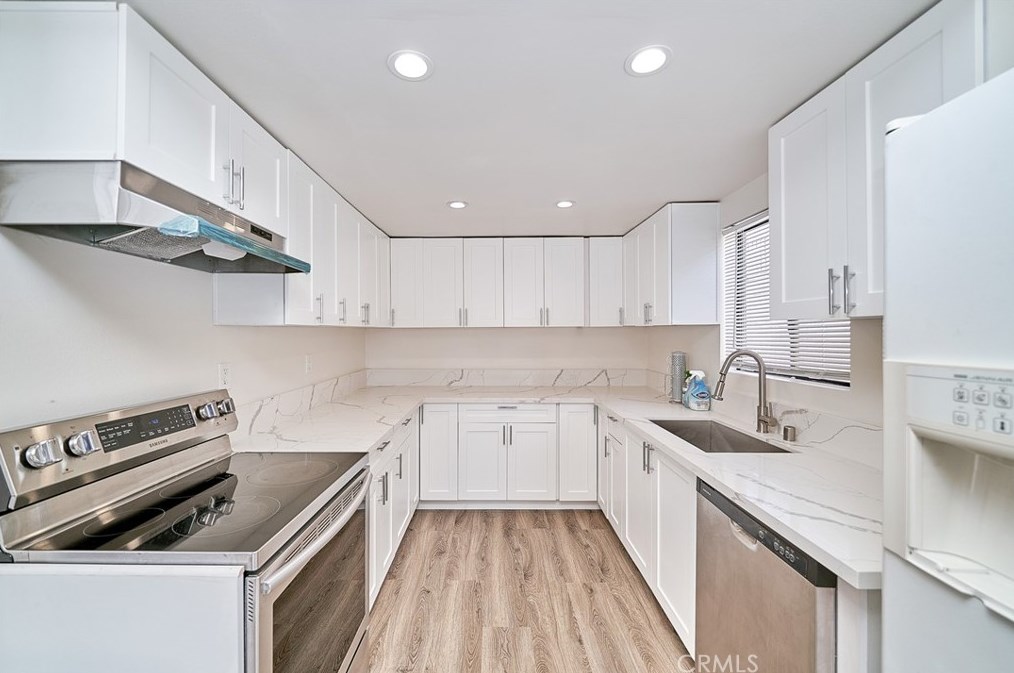 15000 Halldale Ave, Gardena, CA 90247