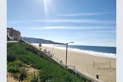 625 Esplanade #4, Redondo Beach, CA 90277 - Photo 1