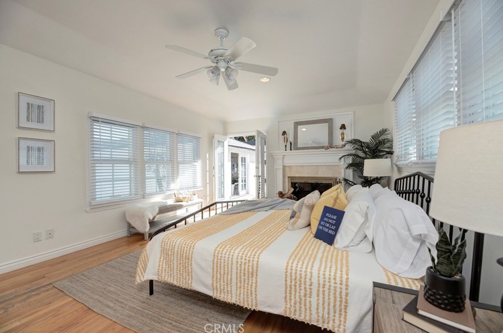 204 Walnut Ave, El Segundo CA  90245-2353 exterior