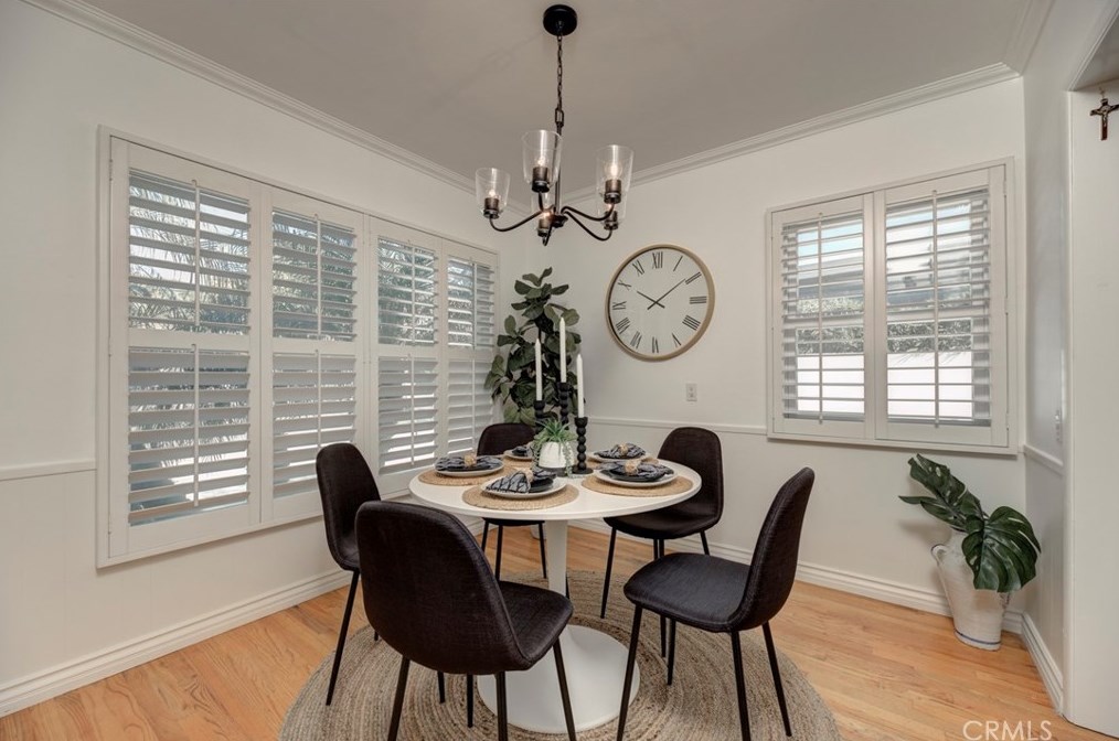 204 Walnut Ave, El Segundo CA  90245-2353 exterior