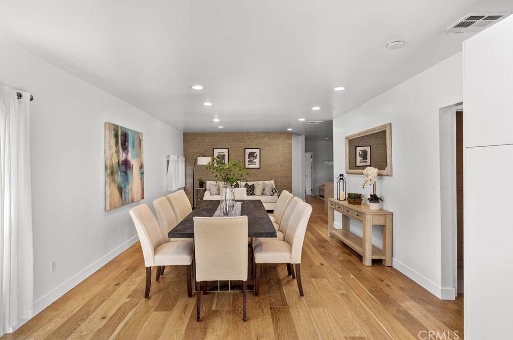 729 Maltman Ave, Los Angeles CA  90026-3550 exterior