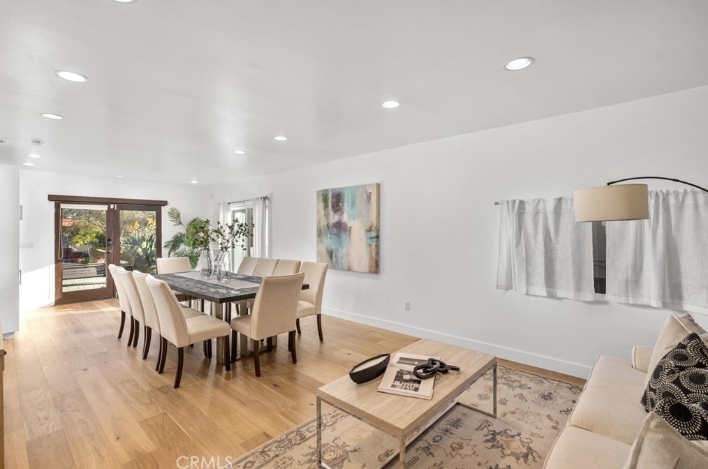 729 Maltman Ave, Los Angeles CA  90026-3550 exterior