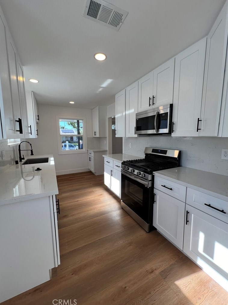 14906 Florwood Ave, Hawthorne, CA 90250