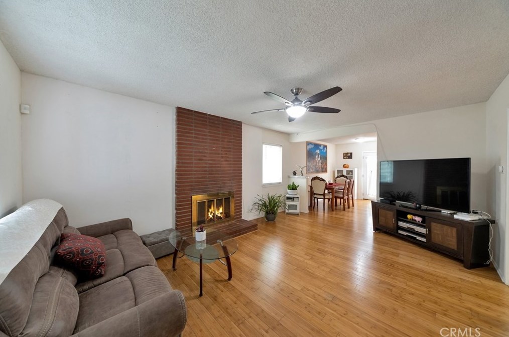 23613 Atmore Ave, Long Beach, CA 90745-5711