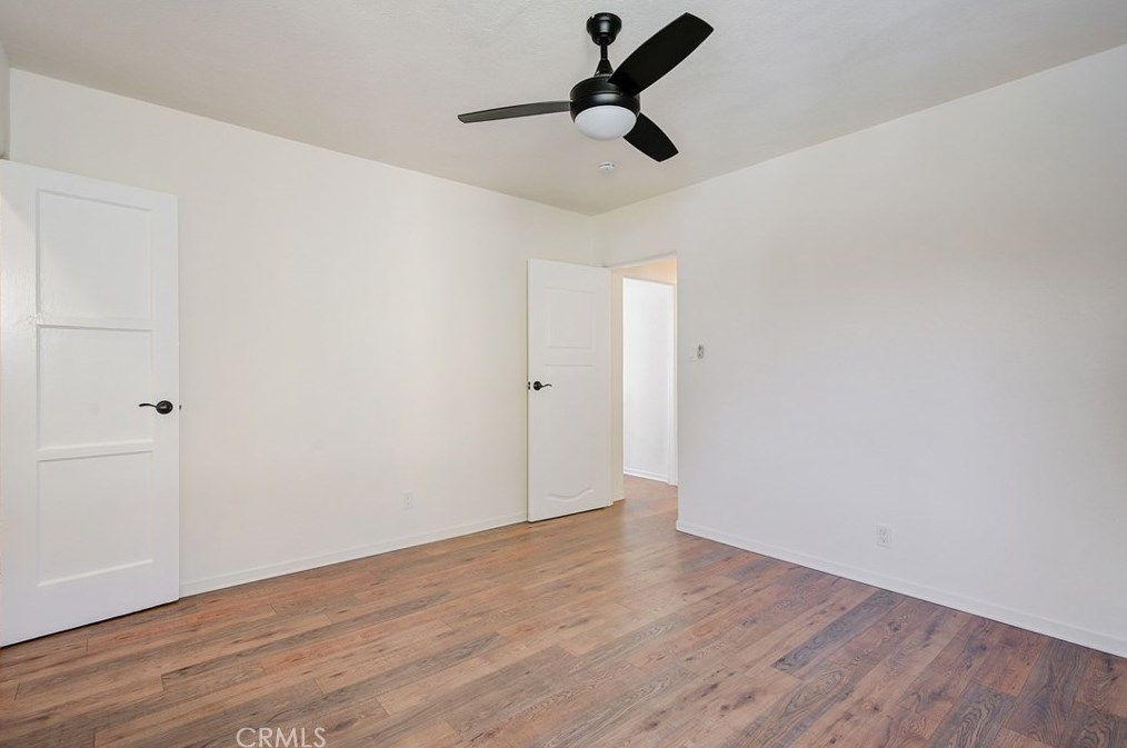 6233 Van Ness Ave, Los Angeles CA  90047-1665 exterior