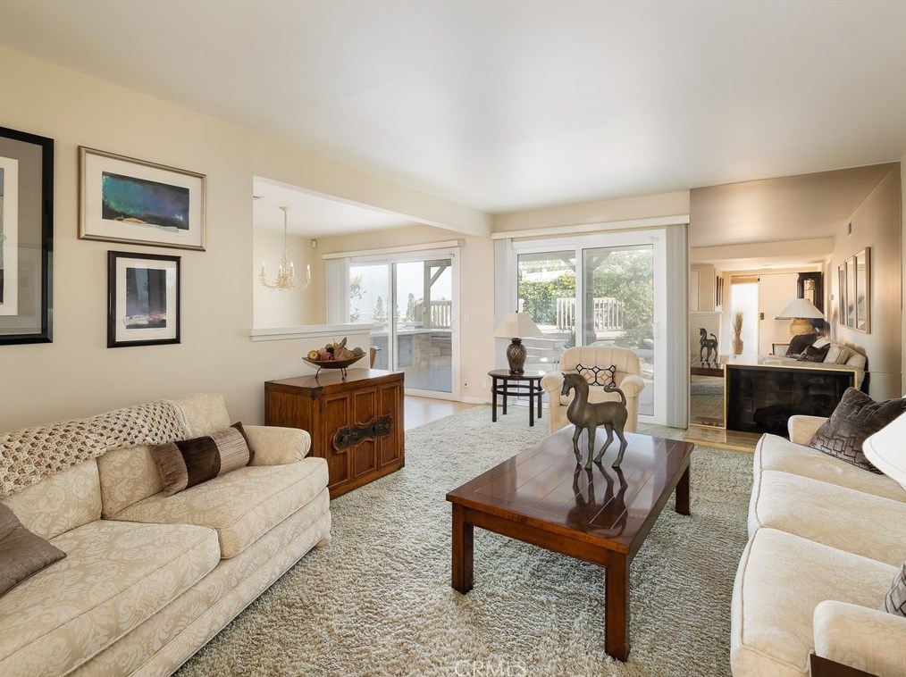 28612 Stokowski Dr, Palos Verdes Estates, CA 90275-1606