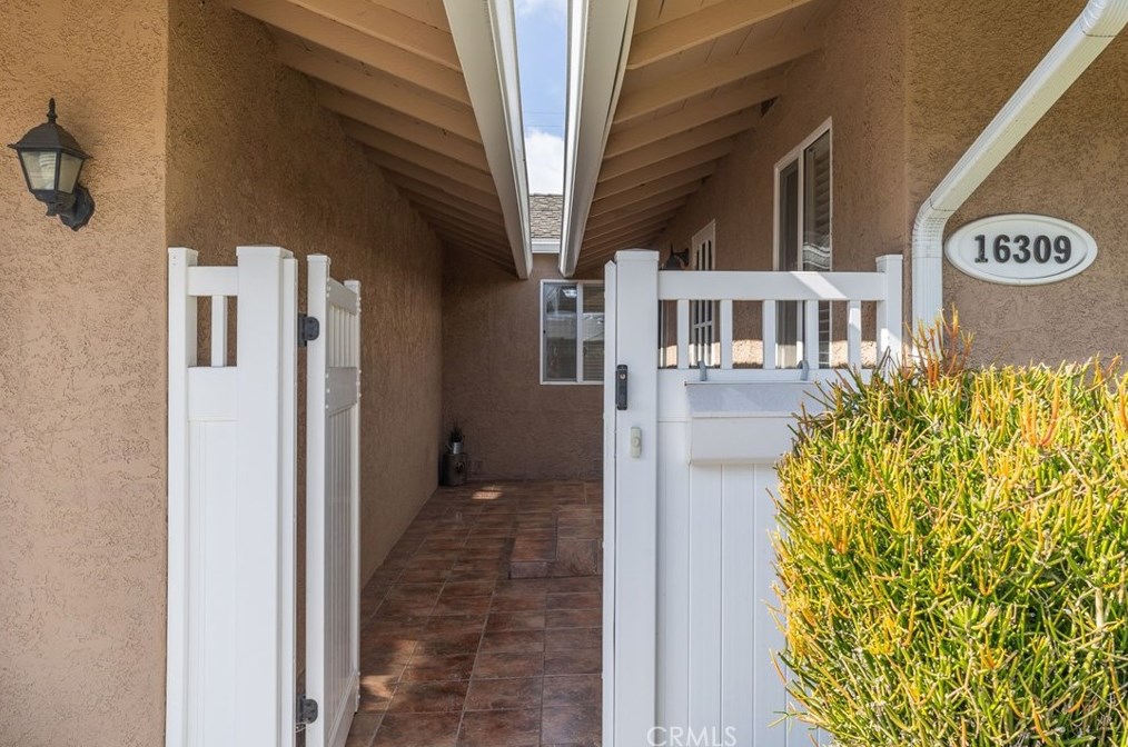 16309 Haas Ave, Torrance, CA 90504-1909