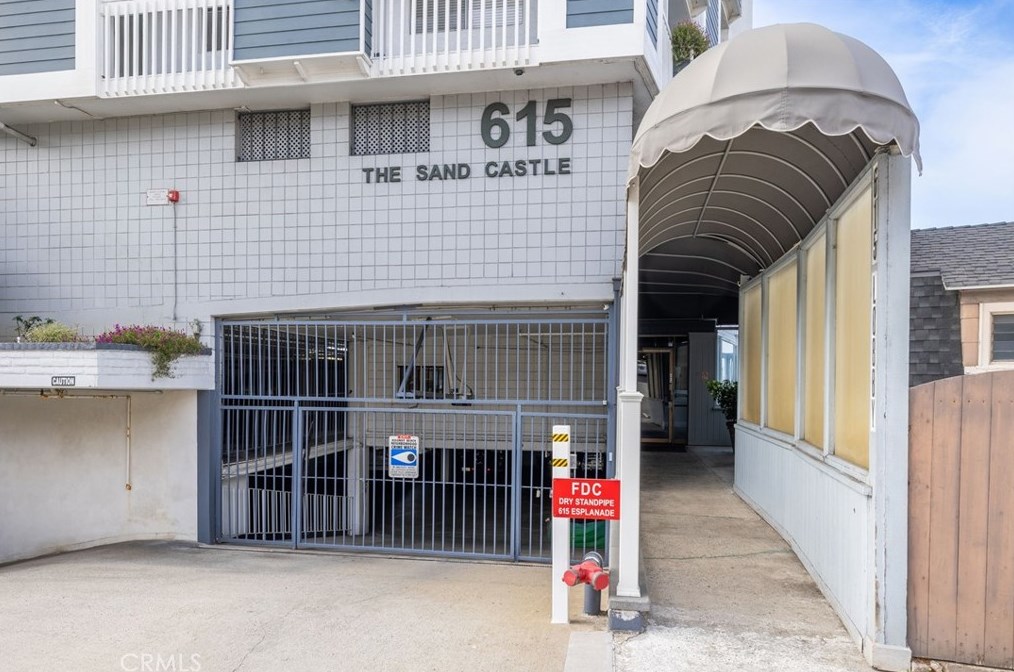 615 Esplanade, Redondo Beach CA  90277-4131 exterior