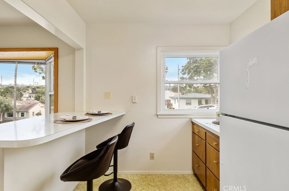 1318 Helberta Ave, Redondo Beach CA  90277-5130 exterior