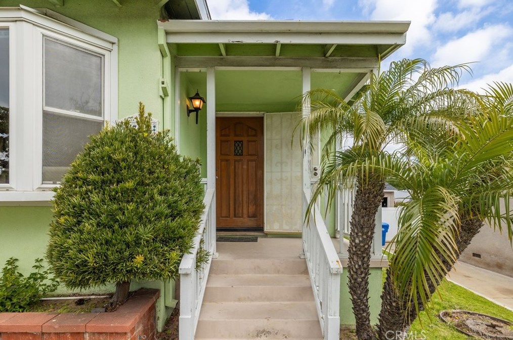 1318 Helberta Ave, Redondo Beach, CA 90277-5130
