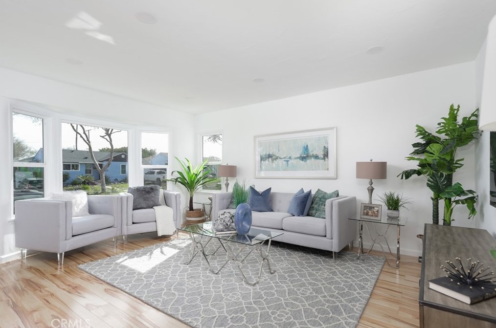 17203 Elgar Ave, Torrance CA  90504-2623 exterior
