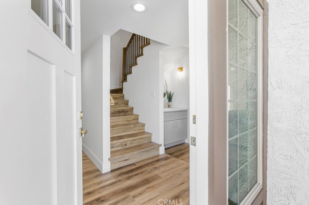 2502 Voorhees Ave, Redondo Beach, CA 90278-2538