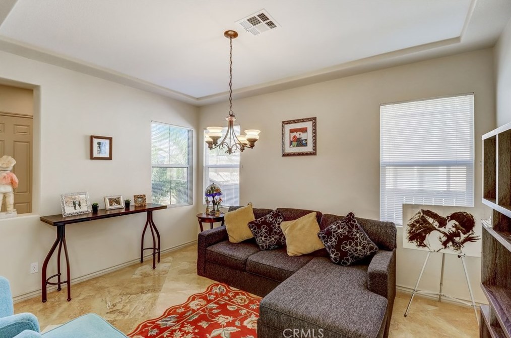 36260 Redbud Ln, Murrieta CA  92562-4382 exterior