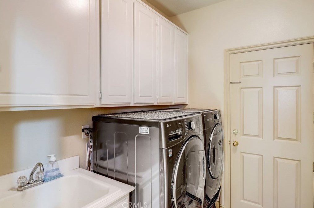 36260 Redbud Ln, Murrieta CA  92562-4382 exterior