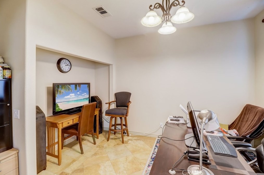 36260 Redbud Ln, Murrieta CA  92562-4382 exterior