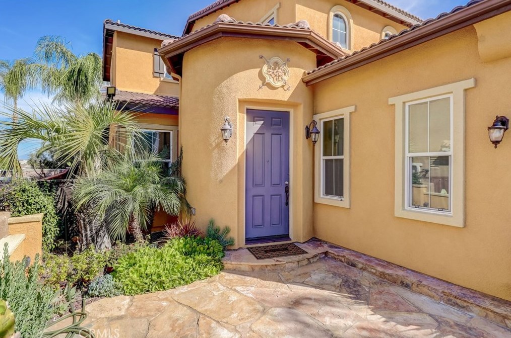 36260 Redbud Ln, Murrieta CA  92562-4382 exterior