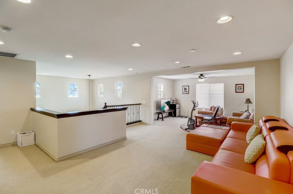 36260 Redbud Ln, Murrieta CA  92562-4382 exterior