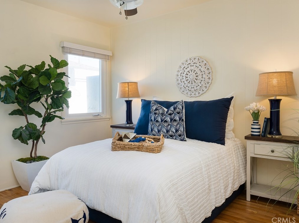 425 Maple Ave, El Segundo CA 90245-3321 exterior