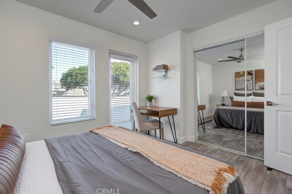 6160 Pacific Coast Hwy, Redondo Beach CA  90277-5907 exterior