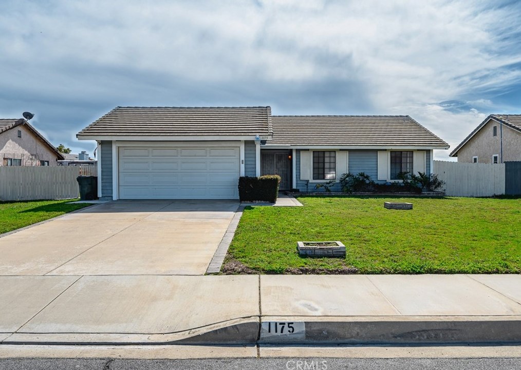 1175 W Carter St, Rialto, CA 92376