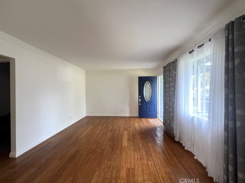 2122 Sunset Ave, Anaheim, CA 92801-6636