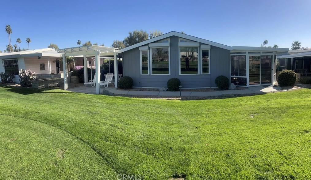 74389 Mercury Cir, Palm Desert, CA 92260-2290