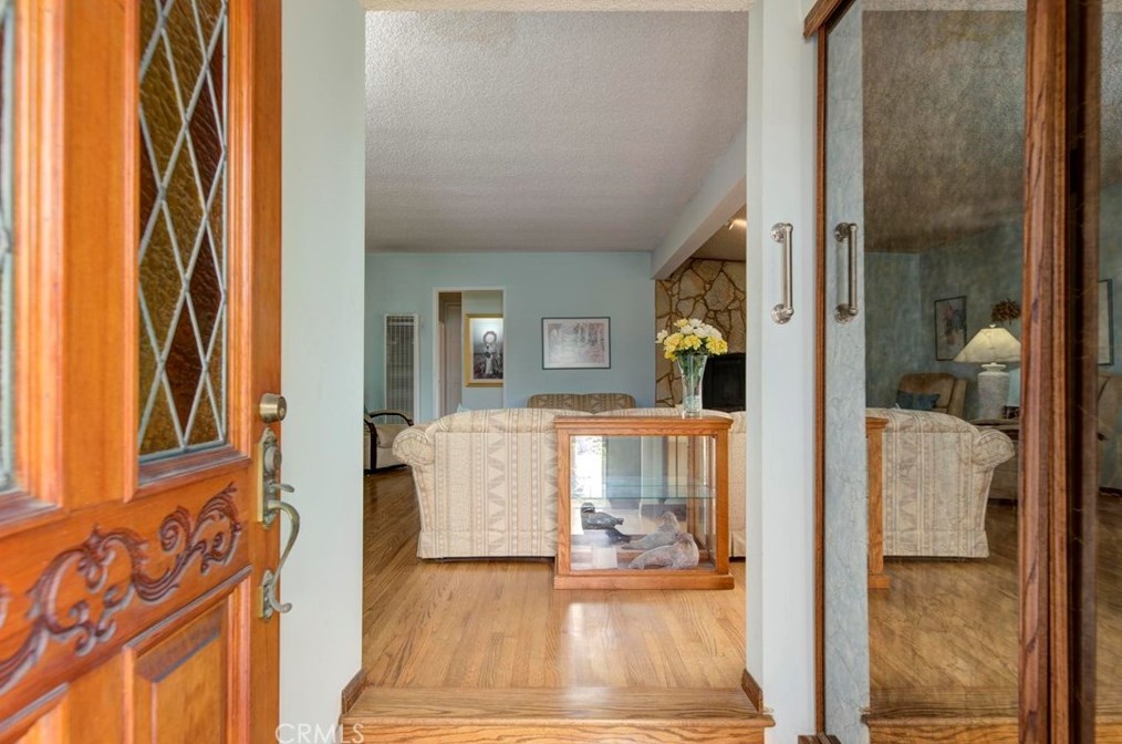 2212 Fisher Ct, Redondo Beach, CA 90278-5005