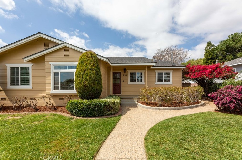895 N 3rd Ave, Upland, CA 91786