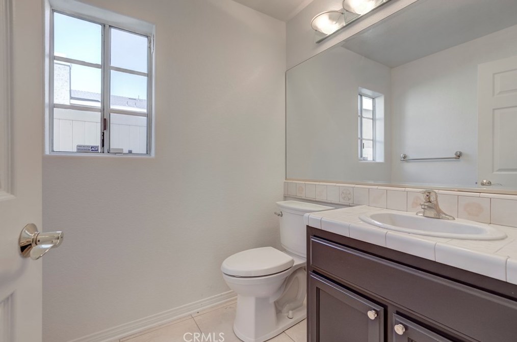 2214 Harriman Ln, Redondo Beach CA  90278-4316 exterior