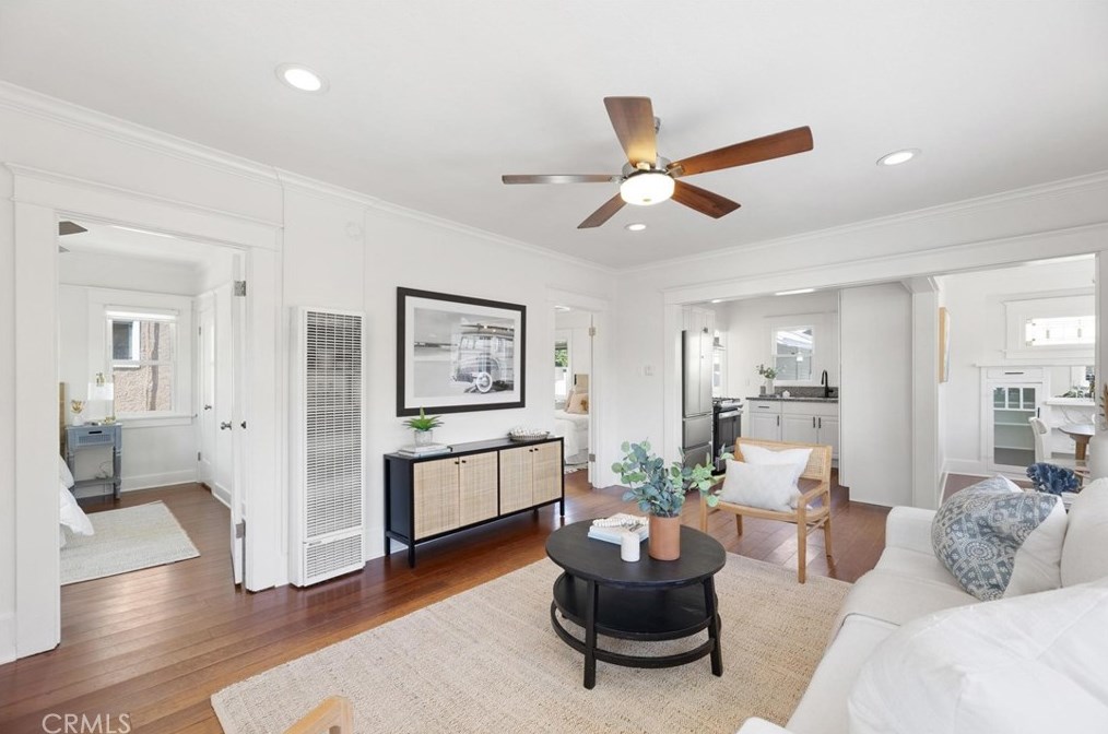 1641 10th St, Long Beach CA  90813-5035 exterior