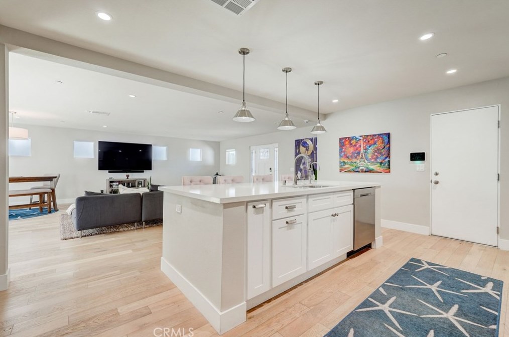 24236 Ocean Ave, Torrance CA  90505-6428 exterior