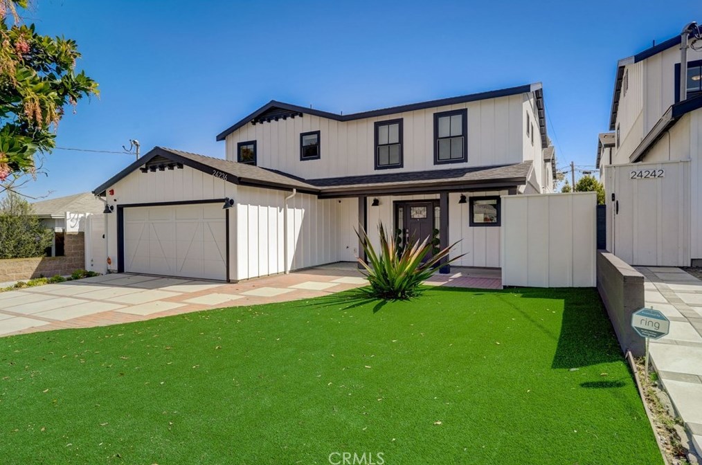 24236 Ocean Ave, Torrance CA  90505-6428 exterior