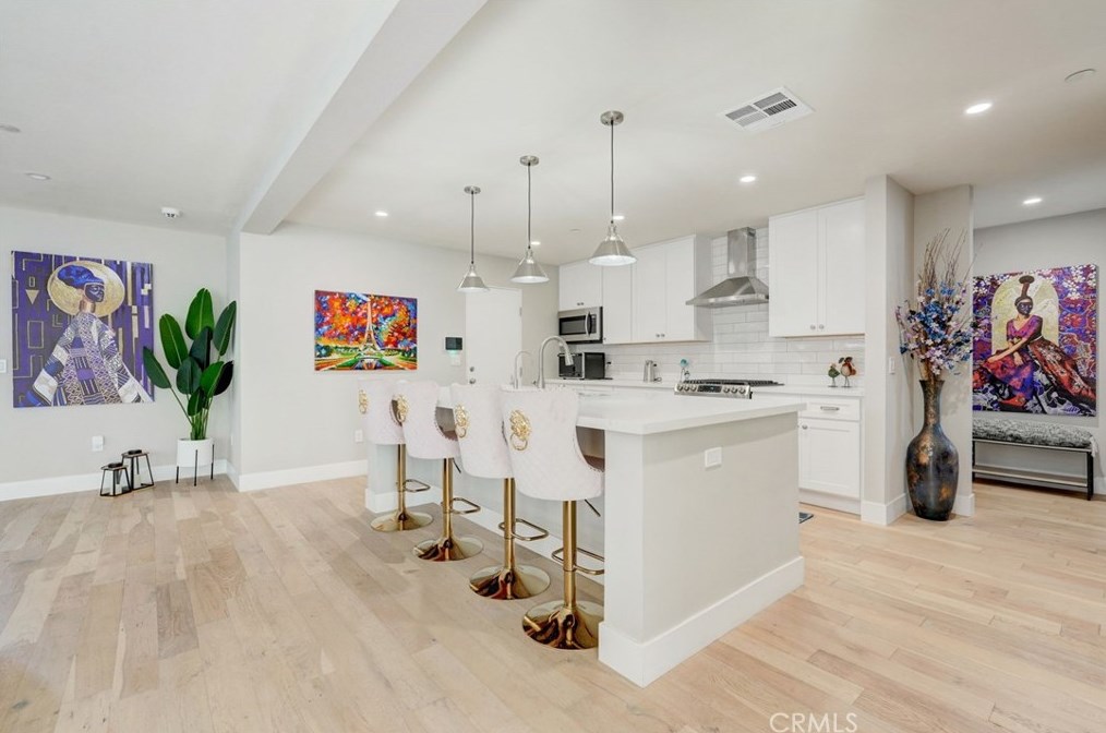 24236 Ocean Ave, Torrance CA  90505-6428 exterior