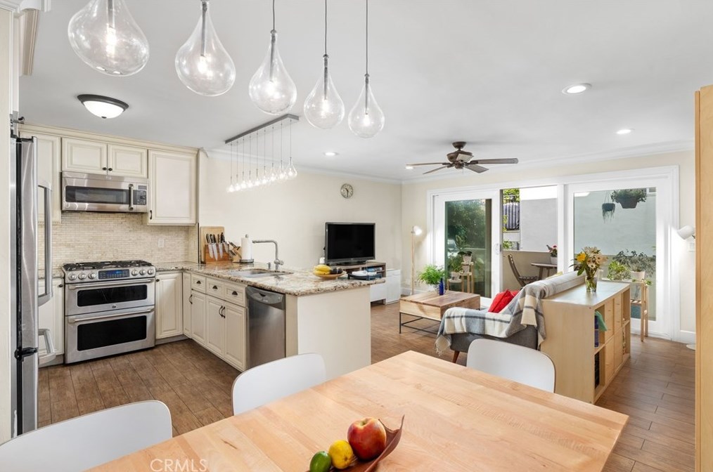1600 Ardmore Ave #228, Hermosa Beach, CA 90254