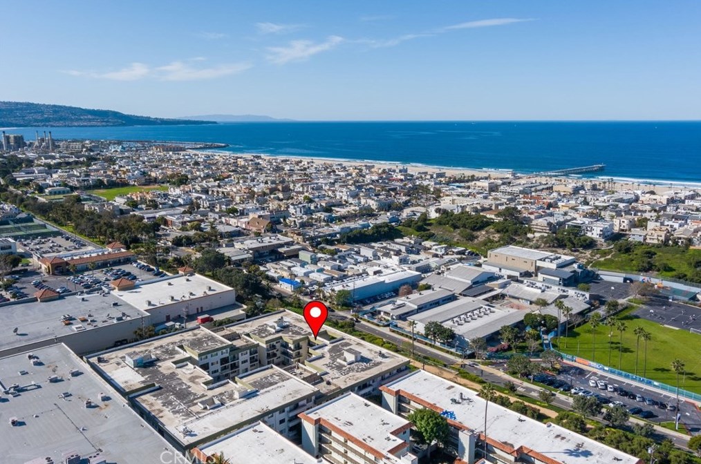 1600 Ardmore Ave, Hermosa Beach CA  90254-3006 exterior