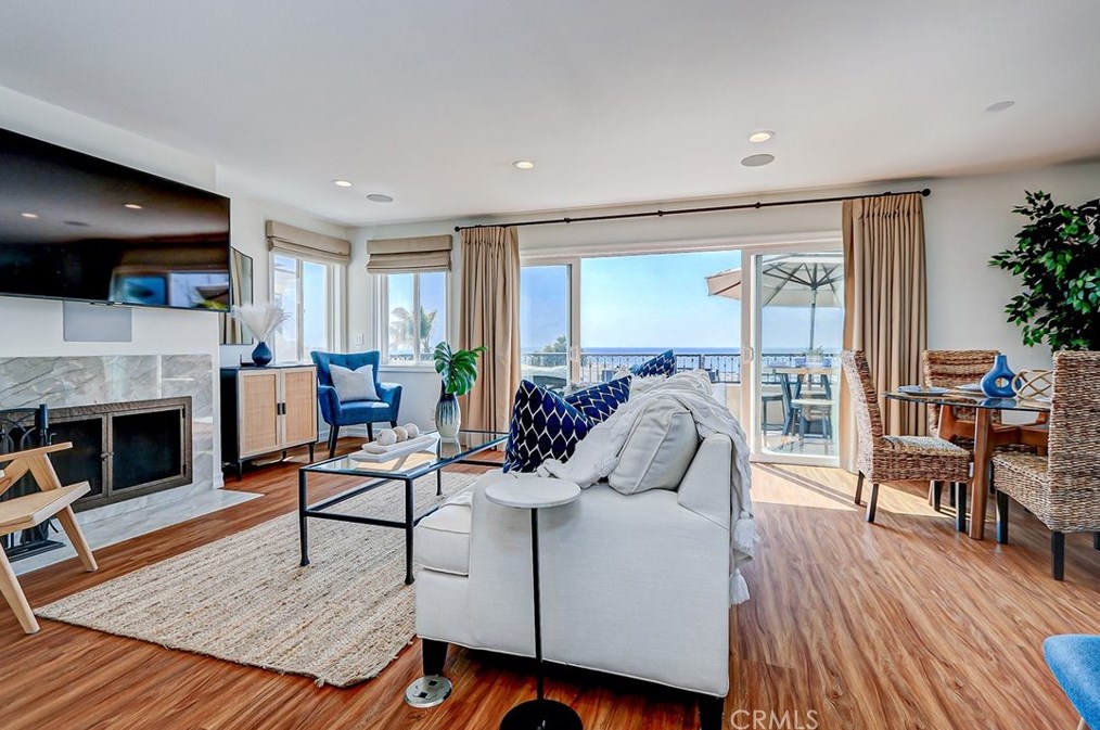 2435 Myrtle Ave, Hermosa Beach, CA 90254