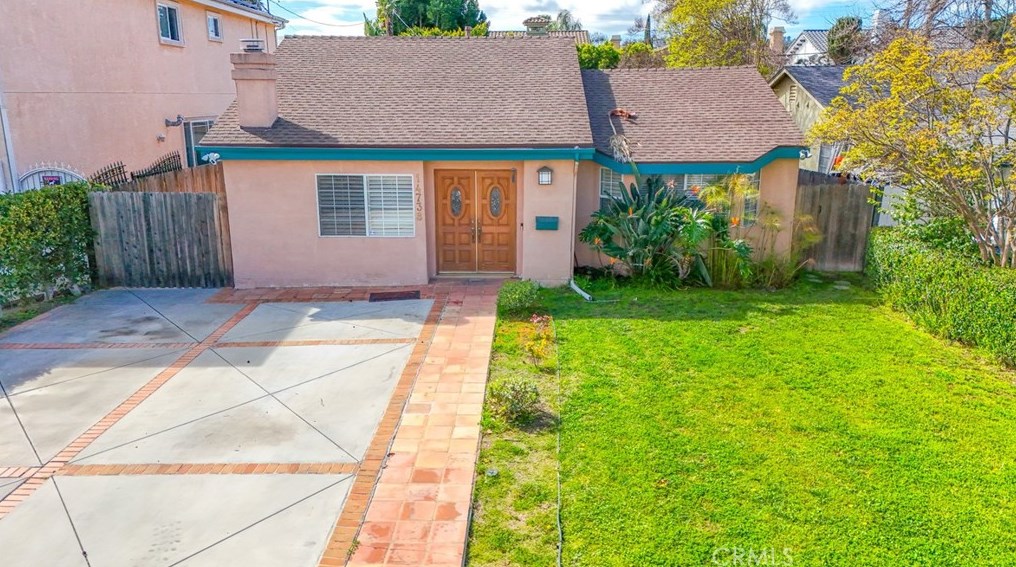 14738 Otsego St, Van Nuys, CA 91403-1439