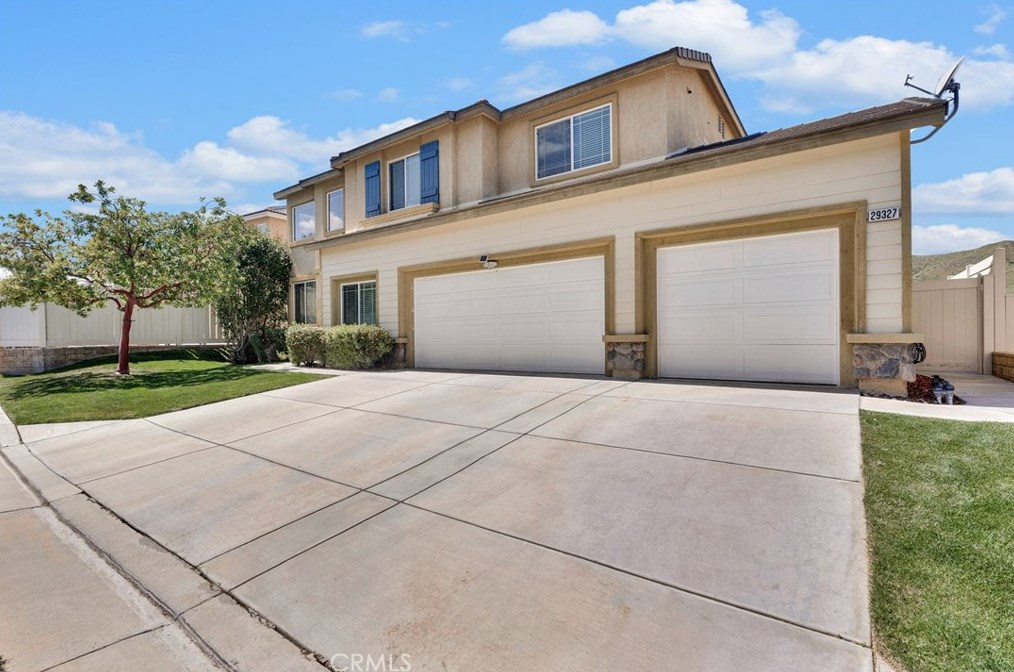 29327 Ryan Ln, Santa Clarita, CA 91387